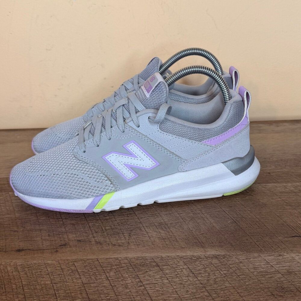 New Balance 009 Sneakers Women's 7.5 Gray Leather Lace Up Shoe WS009SG1 purple
